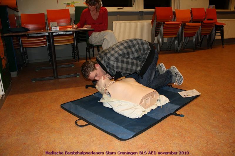 BLS_AED_november201015.jpg